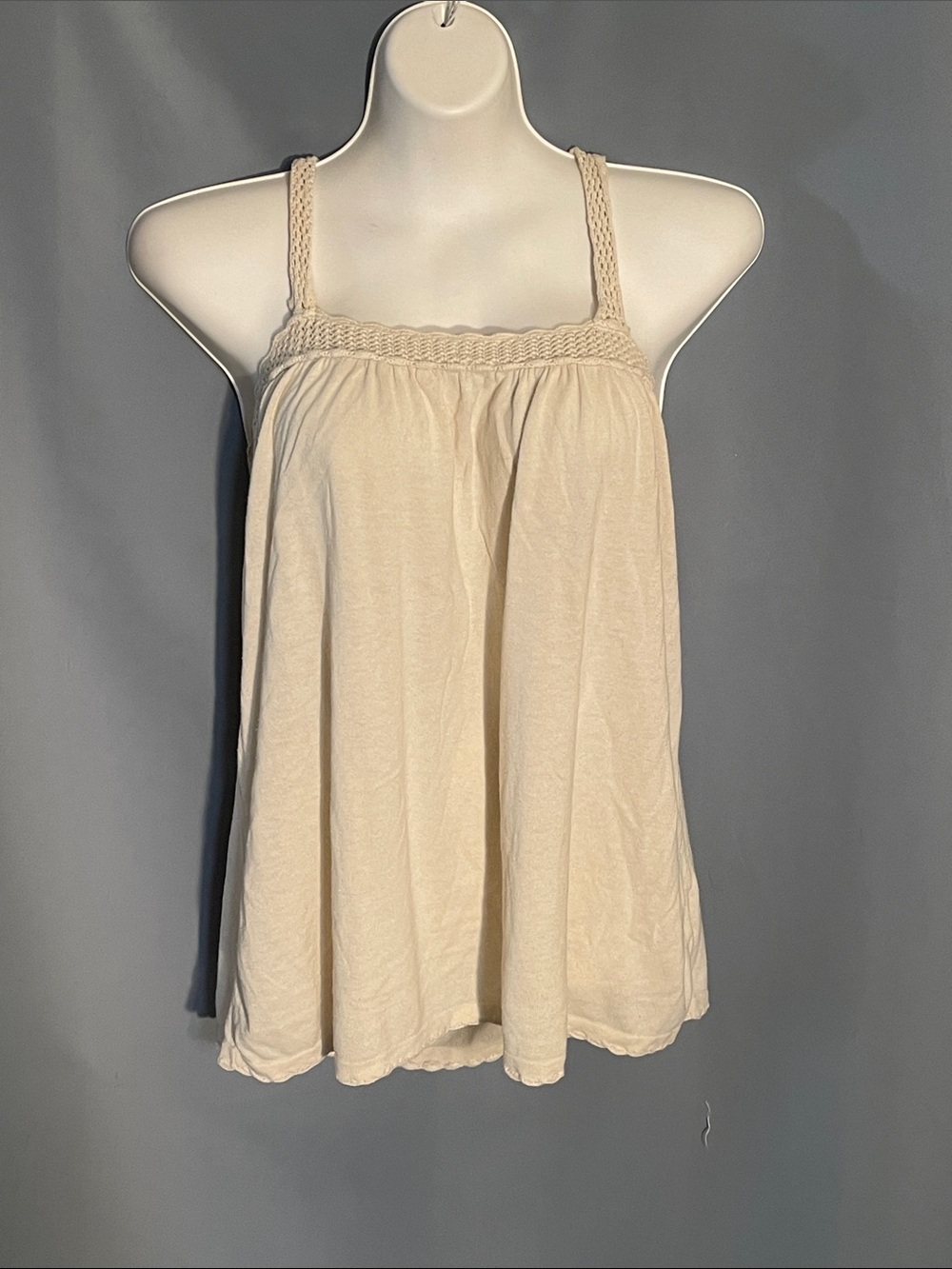 Old Navy Cream Crochet-Trim Camisole Tank